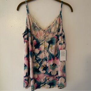 NWT GRACE & LACE Spaghetti Strap Floral Blouse Size Large